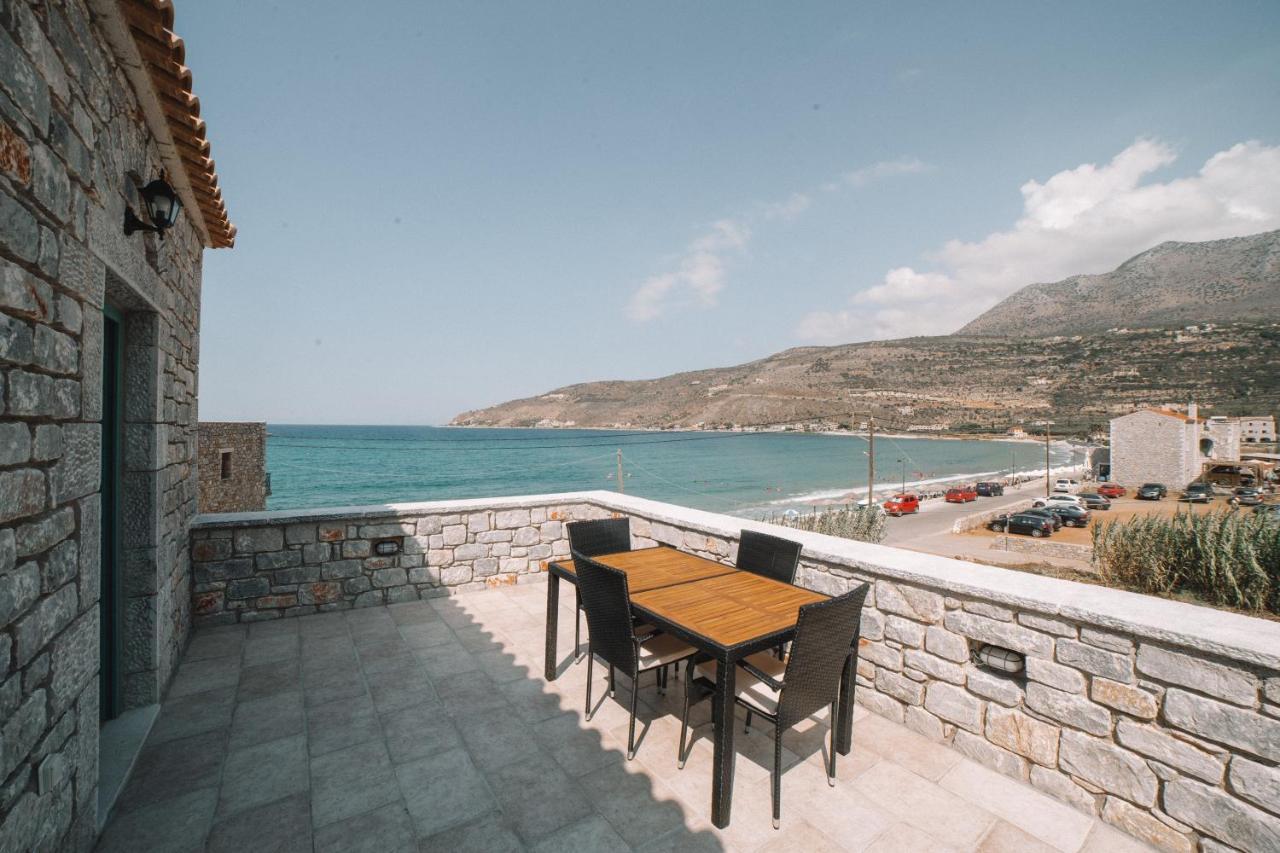 George Seafront Suites Neo Oitilo Exterior photo